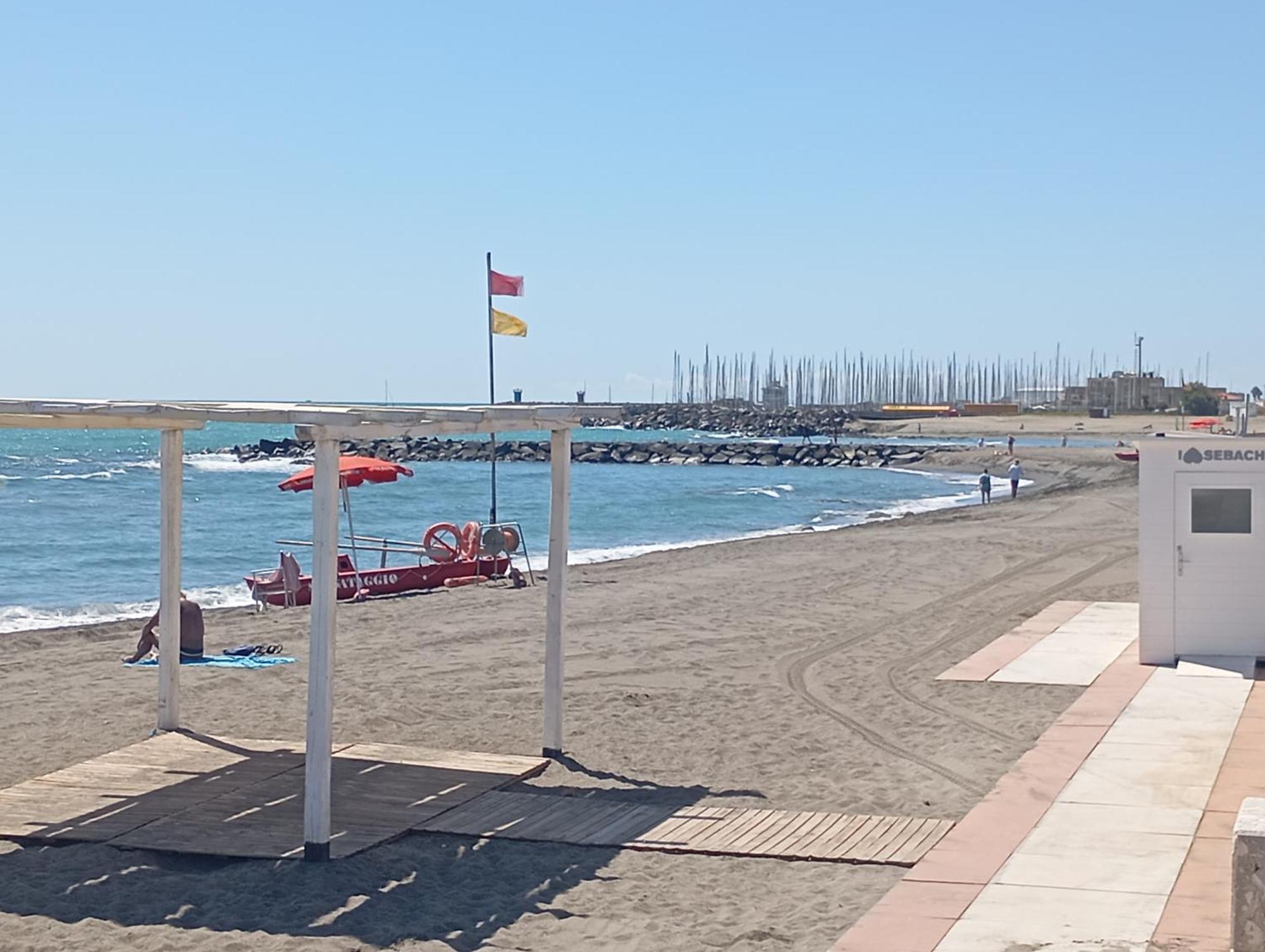 Appartamento 50 Mt Dal Mare Lido di Ostia Bagian luar foto